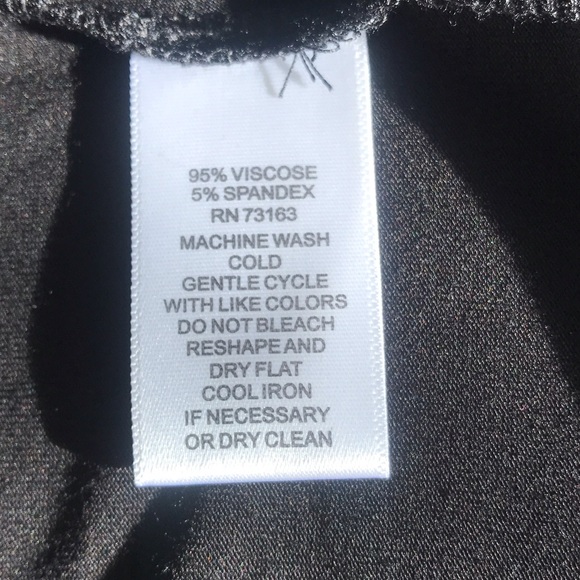 New Cable & Gauge Black Blouse with White Trim - Picture 7 of 7